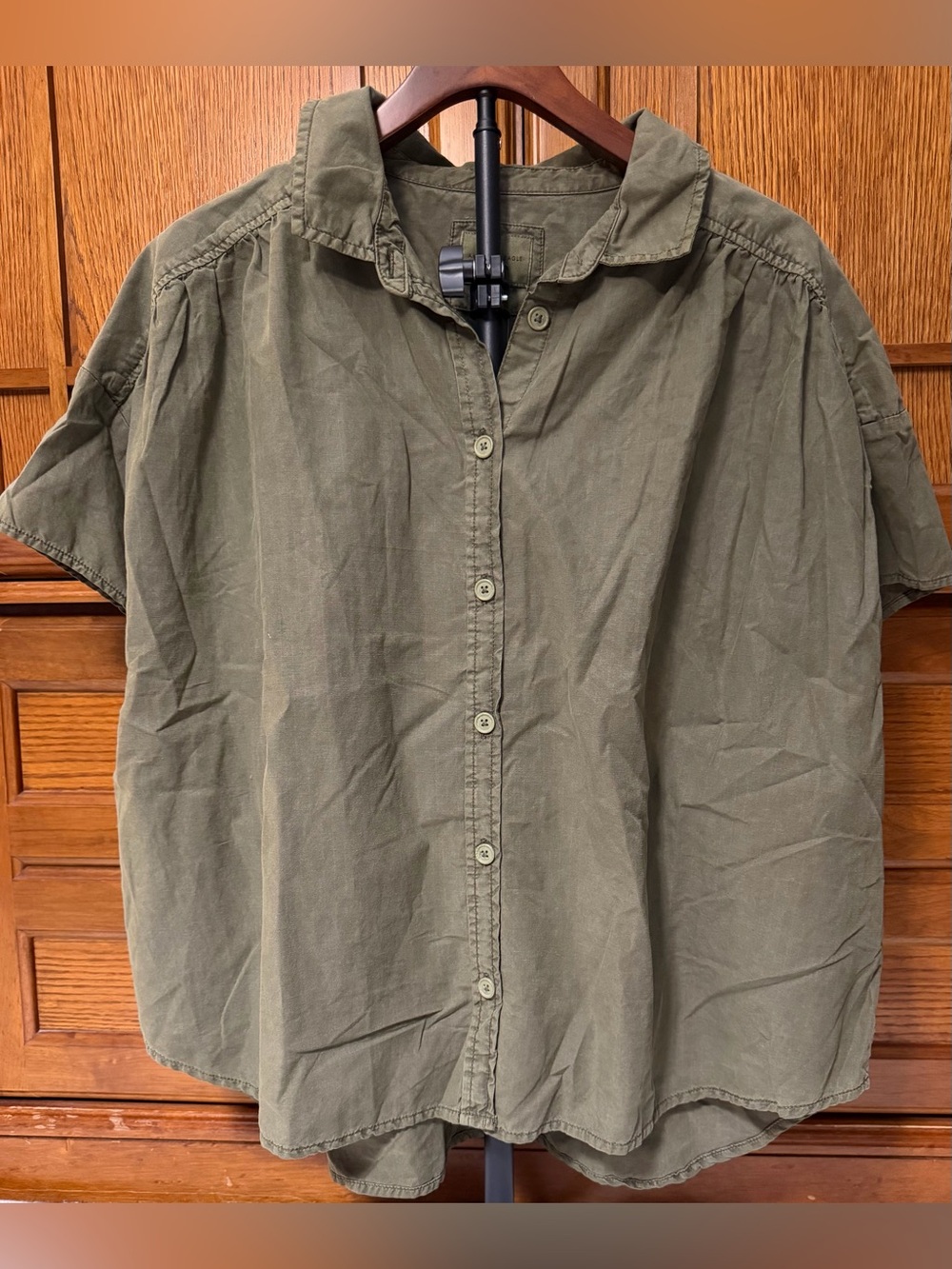 NWT American Eagle Outfitters Boxy Camp Button-Down Shirt Neutral Outdoor Casual